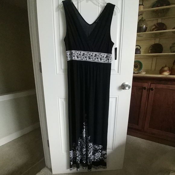 Forever boho maxi dress black white design L vneck - Picture 1 of 6
